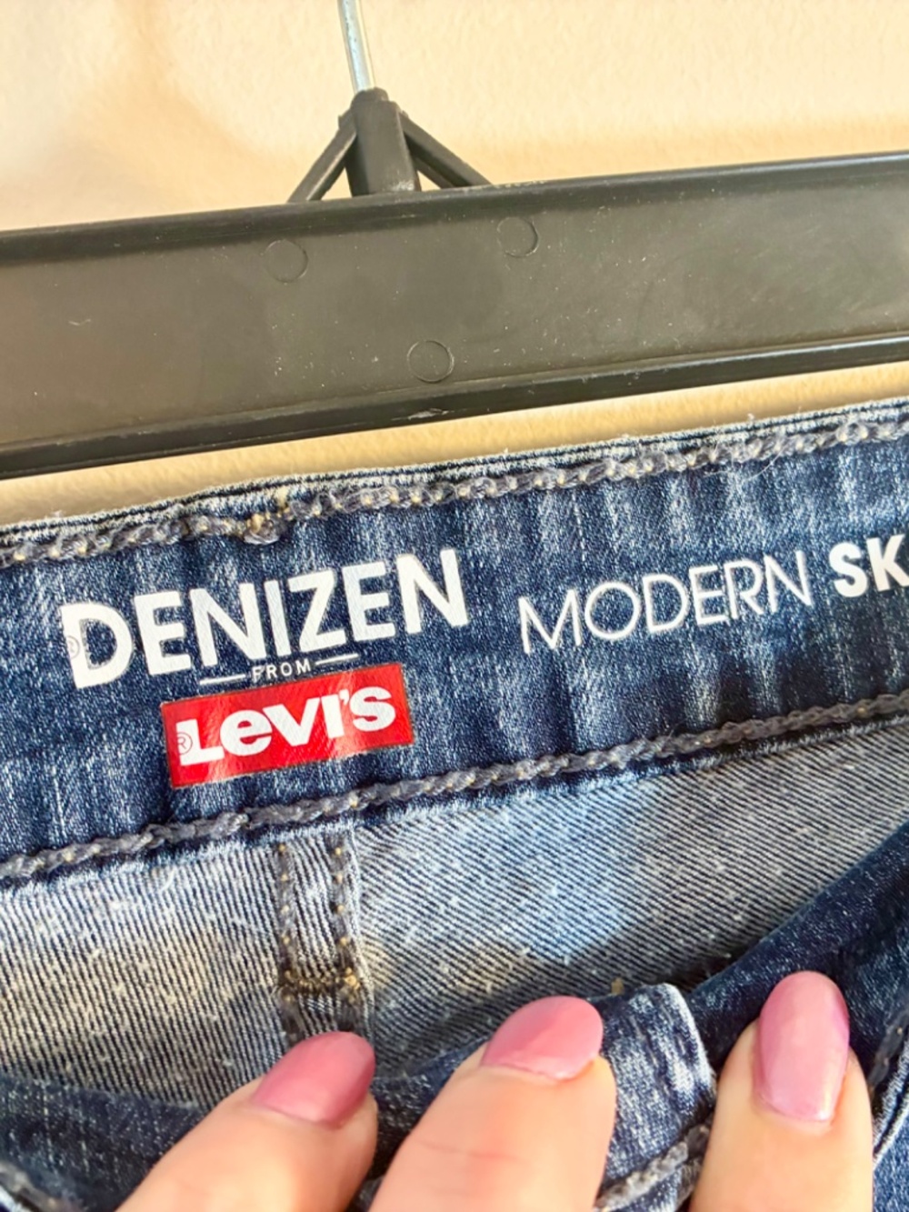 Denizen from Levi’s Modern Skinny Jeans - Picture 8 of 9